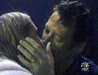 04Ep015C: Jack and Jennifer kiss
