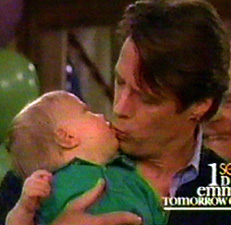 04Ep044C: Jack is reintroduced & kisses his son
